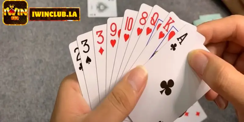 Nghệ Thuật Đánh Bài - Bí Quyết Nhanh Chóng Trở Thành Cao Thủ 3 Chiến thuật chơi bài IWIN CLUB
